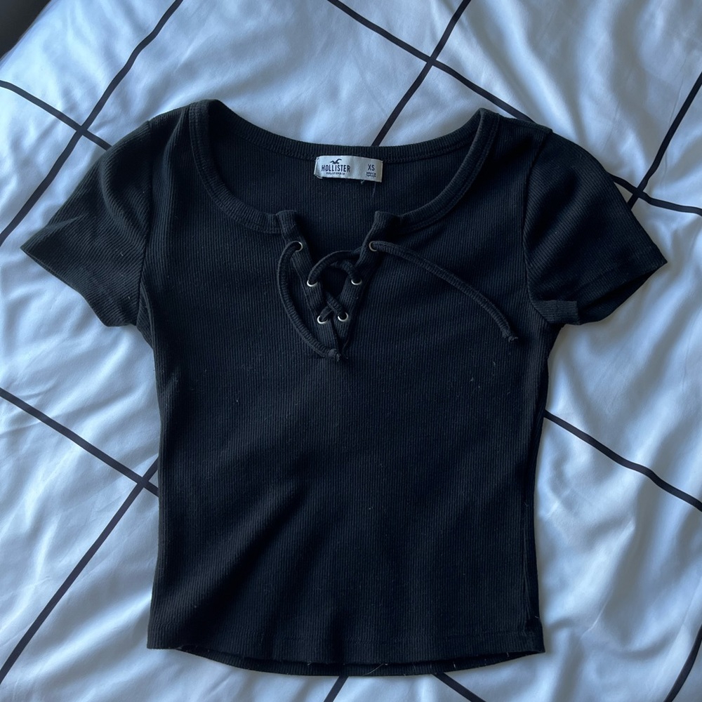 Black Hollister Tee